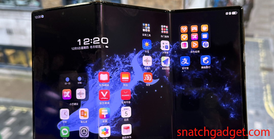 Huawei Mate XT: HP Lipat Pertama di Dunia dengan Spesifikasi
